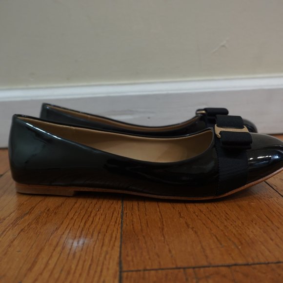 Ferregamo Womans Verrina Ballet Flats - Picture 2 of 6